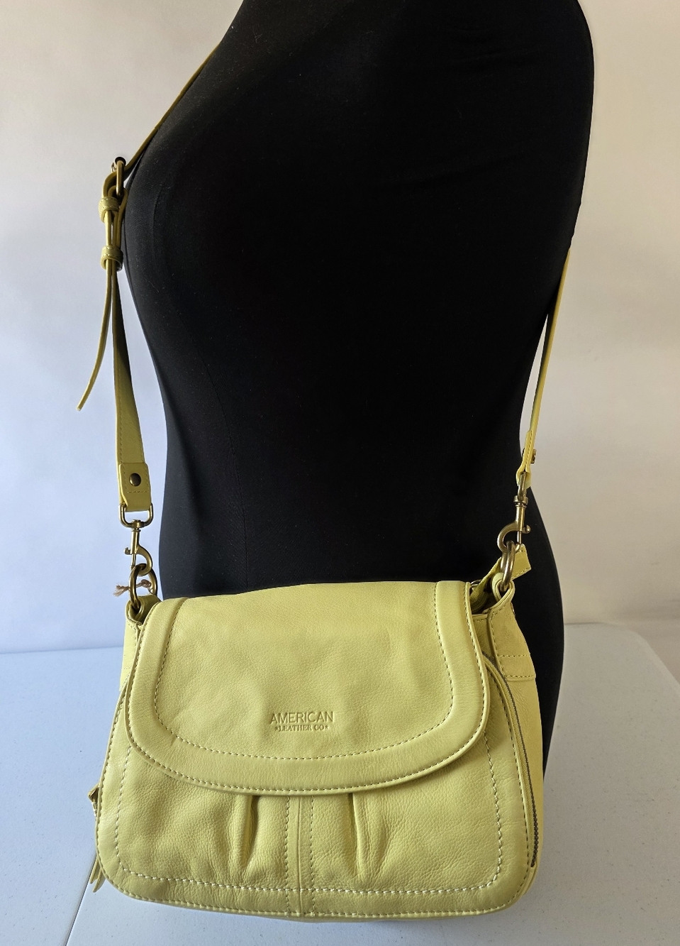 American Leather Co. Marino Crossbody Two Straps RFID Wallet Tanned Leather NEW